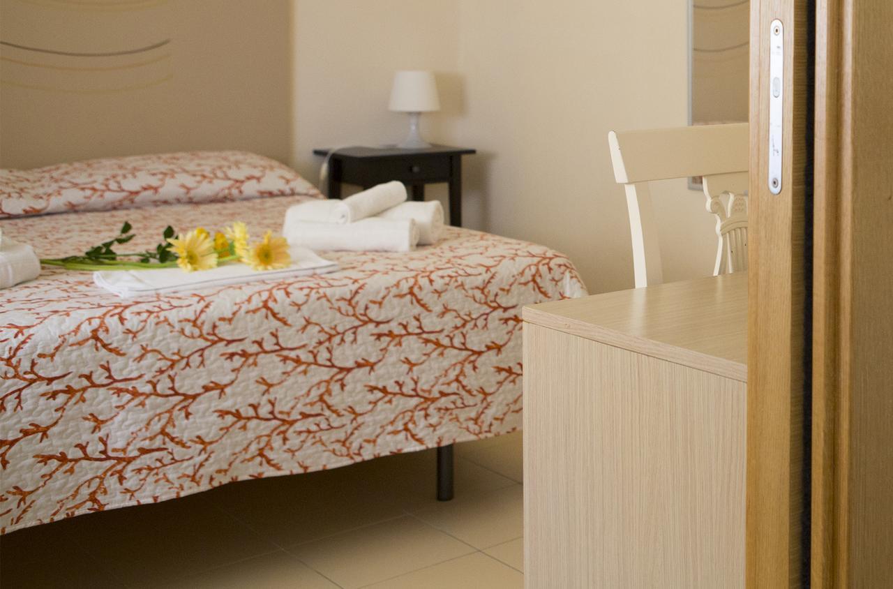 B&B Piazza Vittorio Trapani Exteriör bild