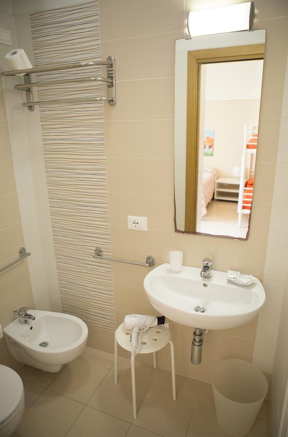 B&B Piazza Vittorio Trapani Exteriör bild