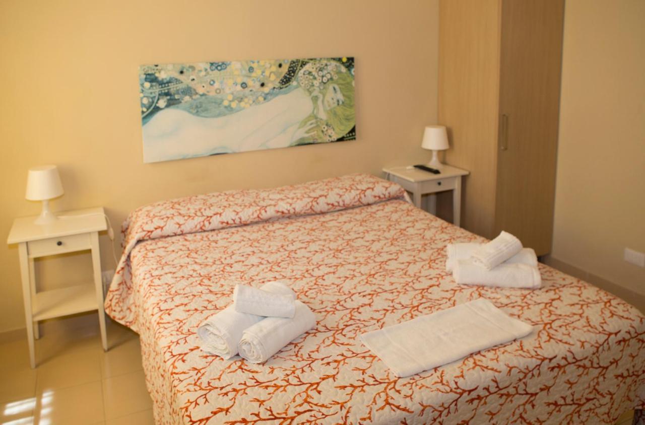 B&B Piazza Vittorio Trapani Exteriör bild